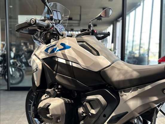 BMW-R 1300 GS PLUS BMW-R 1300 GS PLUS-2025