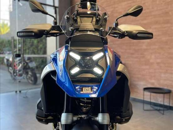 BMW-R 1300 GS TROPHY BMW-R 1300 GS TROPHY-2025