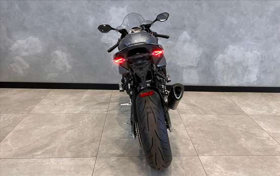 BMW-S 1000 RR-2025