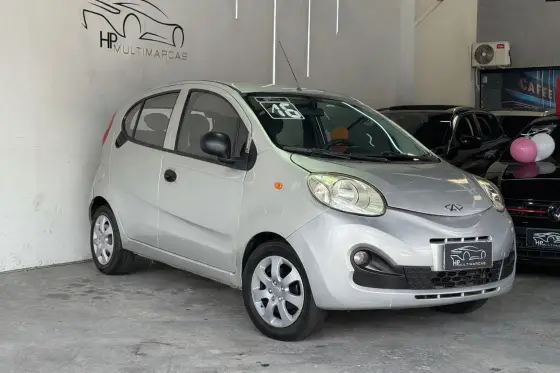 CAOA CHERY QQ 1.0 MPFI LOOK 12V GASOLINA 4P MANUAL CAOA CHERY QQ 1.0 MPFI LOOK 12V GASOLINA 4P MANUAL