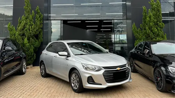 CHEVROLET ONIX 1.0 FLEX LT MANUAL CHEVROLET ONIX 1.0 FLEX LT MANUAL