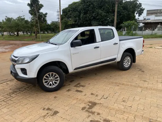 CHEVROLET S10 2.5 16V FLEX ADVANTAGE CD 4X2 MANUAL