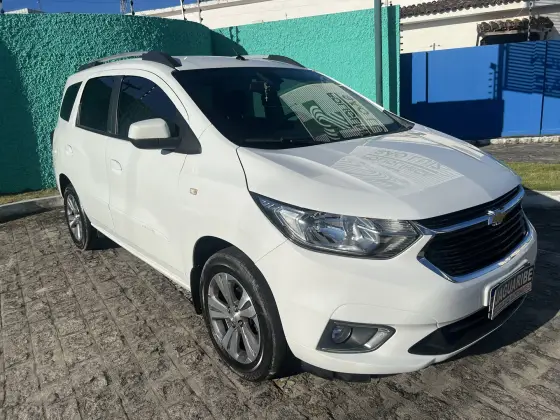 CHEVROLET SPIN 1.8 PREMIER 8V FLEX 4P AUTOMÁTICO CHEVROLET SPIN 1.8 PREMIER 8V FLEX 4P AUTOMÁTICO