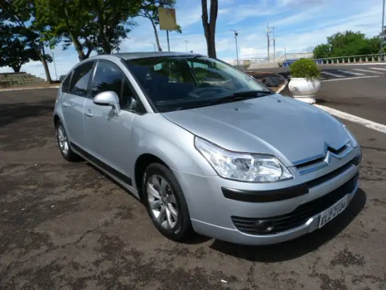 CITROËN C4 2.0 GLX 16V FLEX 4P MANUAL