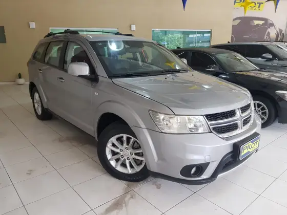 DODGE JOURNEY 3.6 SXT V6 GASOLINA 4P AUTOMÁTICO
