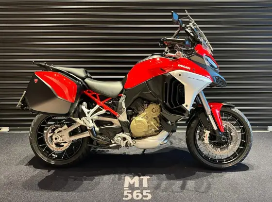 DUCATI MULTISTRADA 1200 V4 S DUCATI MULTISTRADA 1200 V4 S