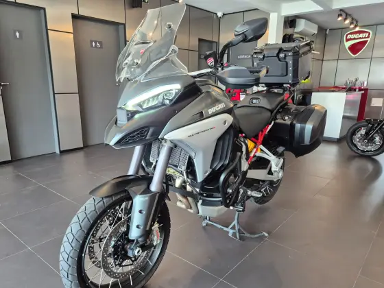 DUCATI MULTISTRADA 1200 V4 S DUCATI MULTISTRADA 1200 V4 S