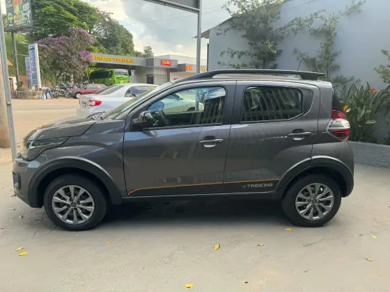 FIAT MOBI 1.0 EVO FLEX TREKKING MANUAL