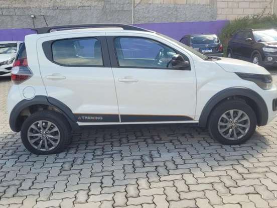 FIAT-MOBI-1.0 EVO FLEX TREKKING MANUAL FIAT-MOBI-2024