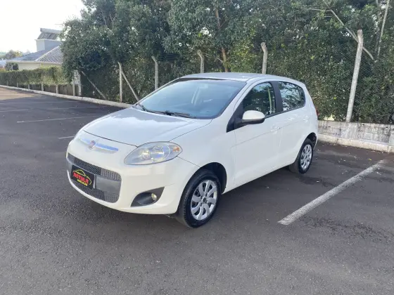 FIAT PALIO 1.0 MPI ATTRACTIVE 8V FLEX 4P MANUAL FIAT PALIO 1.0 MPI ATTRACTIVE 8V FLEX 4P MANUAL