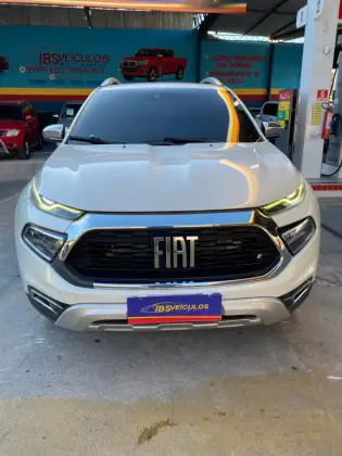 FIAT TORO 2.0 16V TURBO DIESEL RANCH 4WD AT9 FIAT TORO 2.0 16V TURBO DIESEL RANCH 4WD AT9