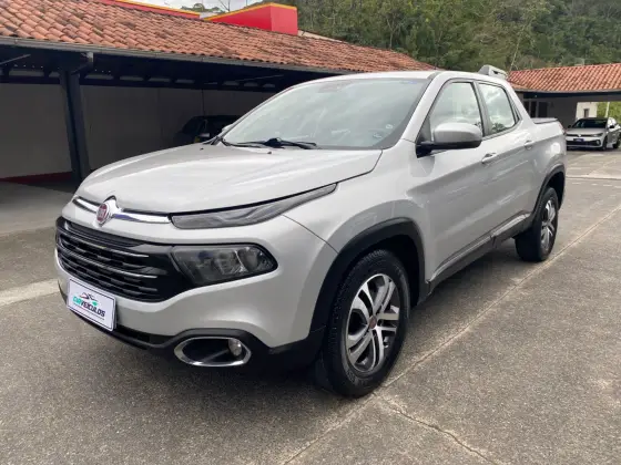 FIAT TORO 2.4 16V MULTIAIR FLEX FREEDOM AT9 FIAT TORO 2.4 16V MULTIAIR FLEX FREEDOM AT9
