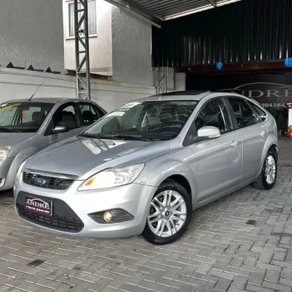 FORD FOCUS 2.0 GHIA 16V FLEX 4P AUTOMÁTICO