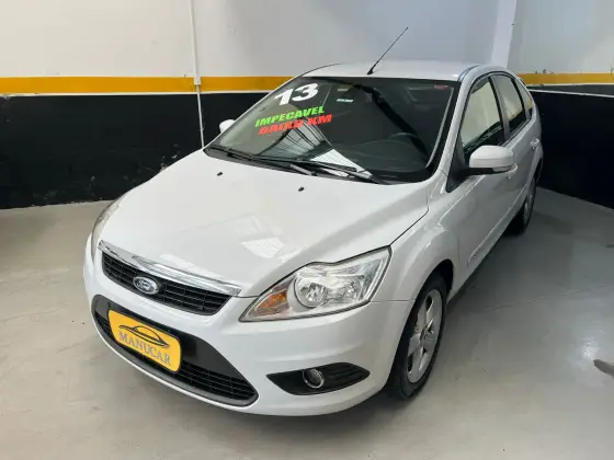 FORD FOCUS 2.0 GLX 16V FLEX 4P AUTOMÁTICO