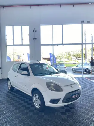 FORD KA 1.0 MPI 8V FLEX 2P MANUAL FORD KA 1.0 MPI 8V FLEX 2P MANUAL