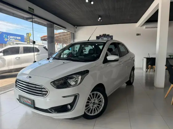 FORD KA 1.5 TI-VCT FLEX TITANIUM SEDAN AUTOMÁTICO FORD KA 1.5 TI-VCT FLEX TITANIUM SEDAN AUTOMÁTICO