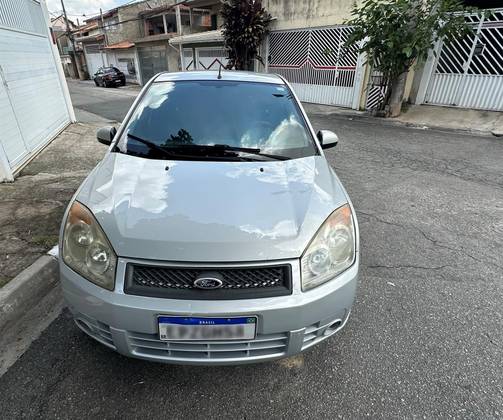 FORD FIESTA 1.0 MPI CLASS HATCH 8V FLEX 4P MANUAL
