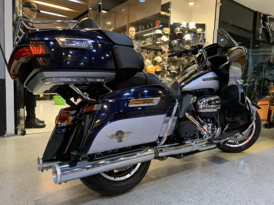 HARLEY-DAVIDSON ROAD GLIDE ULTRA 