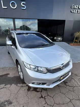 HONDA CIVIC 1.8 LXS 16V FLEX 4P AUTOMÁTICO