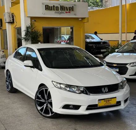 HONDA CIVIC 2.0 LXR 16V FLEX 4P AUTOMÁTICO HONDA CIVIC 2.0 LXR 16V FLEX 4P AUTOMÁTICO