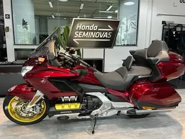 HONDA GL 1800 GOLD WING TOUR 