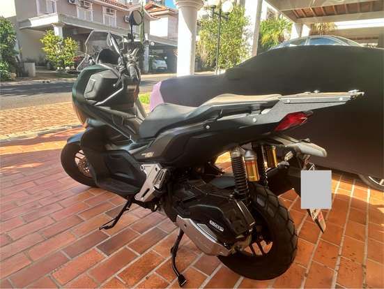 HONDA-ADV-2024