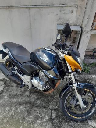 HONDA CB 300R 
