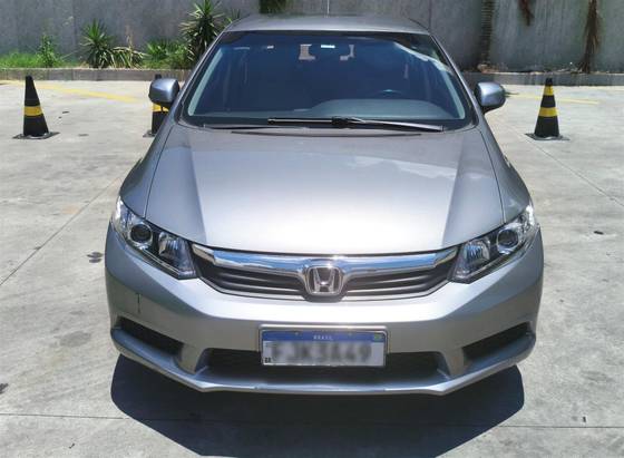 HONDA CIVIC 1.8 LXS 16V FLEX 4P AUTOMÁTICO