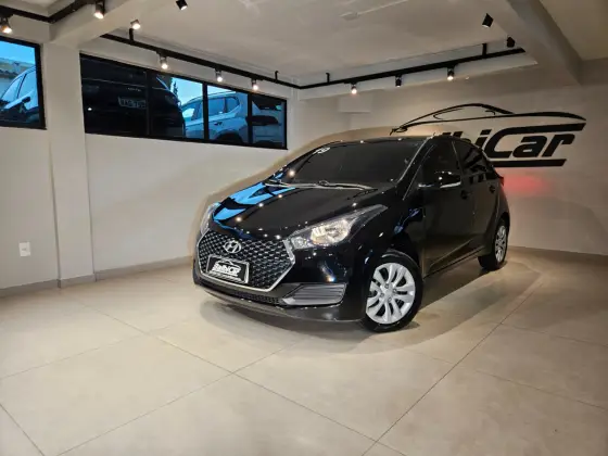 HYUNDAI HB20 1.0 COMFORT PLUS 12V FLEX 4P MANUAL