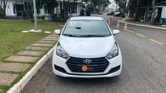 HYUNDAI HB20 1.0 COMFORT PLUS 12V FLEX 4P MANUAL