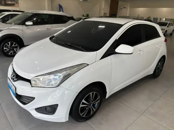 HYUNDAI HB20 1.6 COMFORT 16V FLEX 4P MANUAL HYUNDAI HB20 1.6 COMFORT 16V FLEX 4P MANUAL