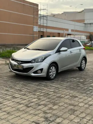 HYUNDAI HB20 1.6 COMFORT PLUS 16V FLEX 4P MANUAL HYUNDAI HB20 1.6 COMFORT PLUS 16V FLEX 4P MANUAL