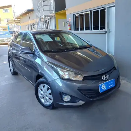 HYUNDAI HB20S 1.6 COMFORT PLUS 16V FLEX 4P AUTOMÁTICO