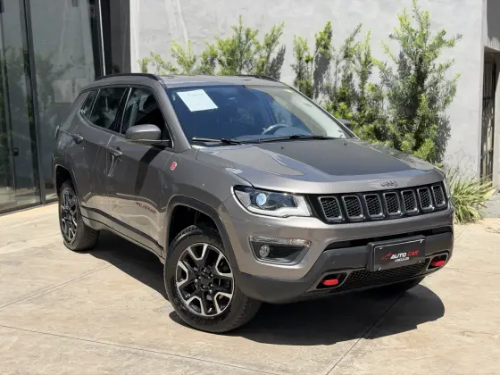 JEEP COMPASS 2.0 16V DIESEL TRAILHAWK 4X4 AUTOMÁTICO JEEP COMPASS 2.0 16V DIESEL TRAILHAWK 4X4 AUTOMÁTICO
