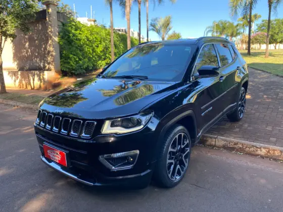 JEEP COMPASS 2.0 16V FLEX LIMITED AUTOMÁTICO JEEP COMPASS 2.0 16V FLEX LIMITED AUTOMÁTICO