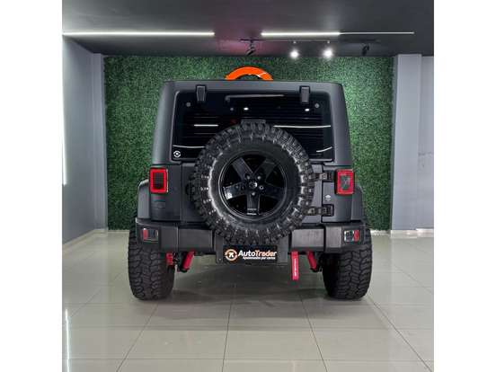 JEEP-WRANGLER-2011