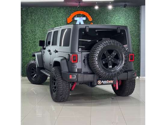 JEEP-WRANGLER-2011