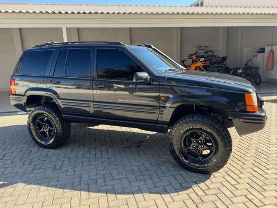 JEEP-GRAND CHEROKEE-5.9 LIMITED LX 4X4 V8 16V GASOLINA 4P AUTOMÁTICO JEEP-GRAND CHEROKEE-1998