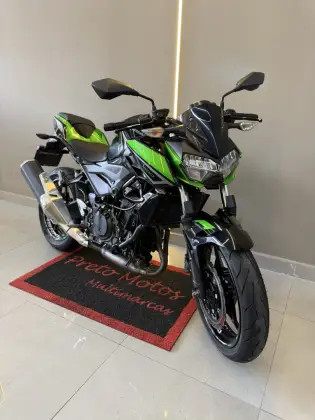 KAWASAKI Z400 