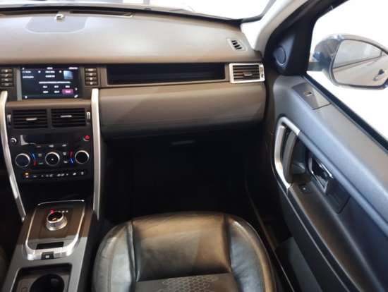 LAND ROVER-DISCOVERY SPORT-2015
