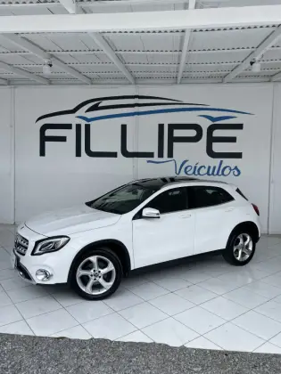 MERCEDES-BENZ GLA 200 1.6 CGI FLEX ENDURO 7G-DCT