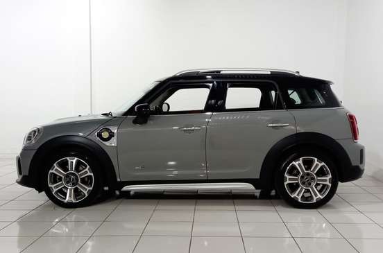 MINI-COUNTRYMAN-2021