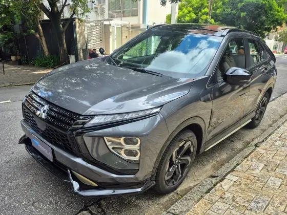 MITSUBISHI ECLIPSE CROSS 1.5 MIVEC TURBO GASOLINA HPE-S BLACK S-AWC CVT MITSUBISHI ECLIPSE CROSS 1.5 MIVEC TURBO GASOLINA HPE-S BLACK S-AWC CVT