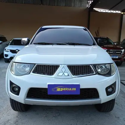 MITSUBISHI L200 TRITON 3.2 HPE 4X4 CD 16V TURBO INTERCOOLER DIESEL 4P MANUAL