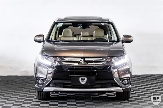 MITSUBISHI OUTLANDER 2.2 4X4 16V DIESEL 4P AUTOMÁTICO MITSUBISHI OUTLANDER 2.2 4X4 16V DIESEL 4P AUTOMÁTICO