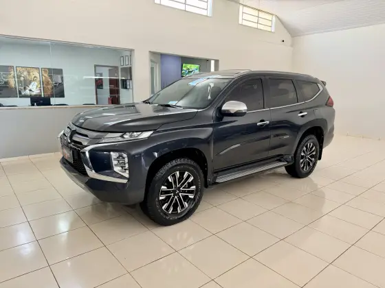 MITSUBISHI PAJERO SPORT 2.4 16V MIVEC TURBO DIESEL HPE AWD AUTOMÁTICO
