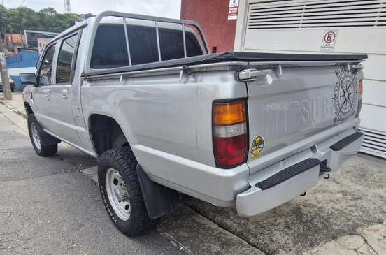 MITSUBISHI-L200-2.5 GL 4X4 CD 8V TURBO DIESEL 4P MANUAL MITSUBISHI-L200-2005