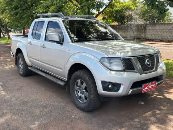 NISSAN FRONTIER 2.5 SV ATTACK 4X4 CD TURBO ELETRONIC DIESEL 4P AUTOMÁTICO
