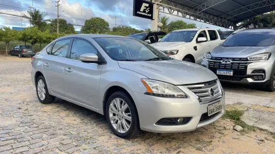 NISSAN SENTRA 2.0 SL 16V FLEX 4P AUTOMÁTICO NISSAN SENTRA 2.0 SL 16V FLEX 4P AUTOMÁTICO