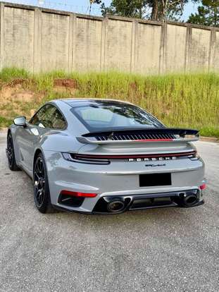 PORSCHE-911-2023